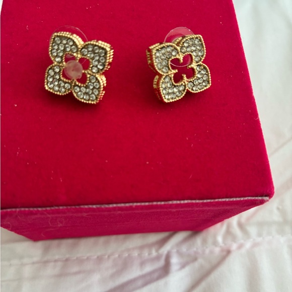 Vince Camuto Jewelry - Vince Camuto Gold Floral Crystal Stud Earrings with Clear Stones